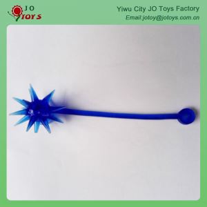 Promotion de 17cm YOYO collant marteau Capsule jouet pour les enfants