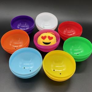 Capsule de jouet de vente de couleur unie de 4 pouces